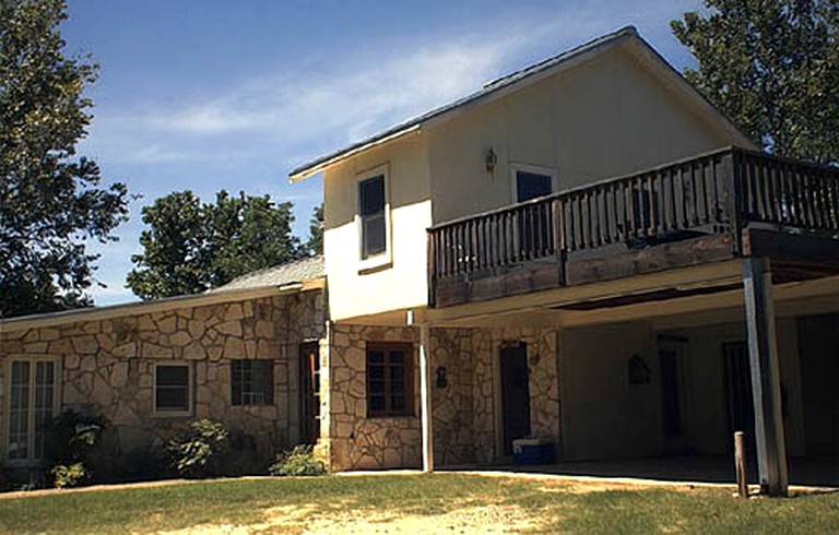 Vacation Rentals (Ingram, Texas, United States)