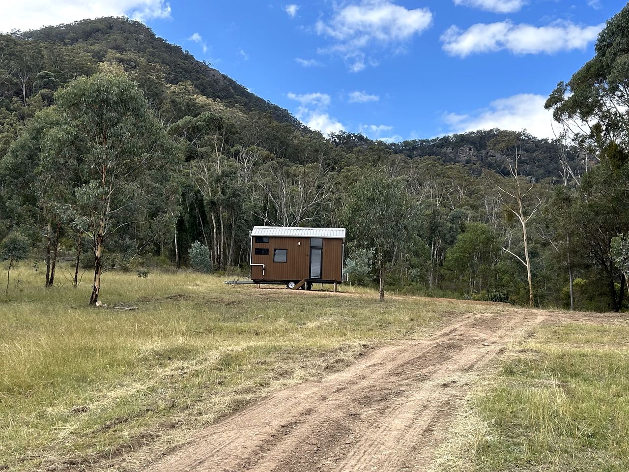 Beautiful Tiny House Next to Gorgeous Hiking Trails in Muswellbrook, New South Wales