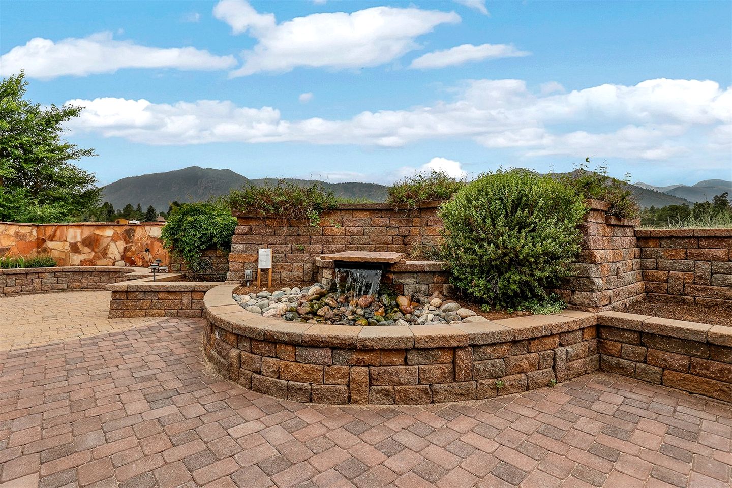 Unique Vacation Rental with Panoramic Mountain Views and Fantastic Backyard Patio in Flagstaff, Arizona