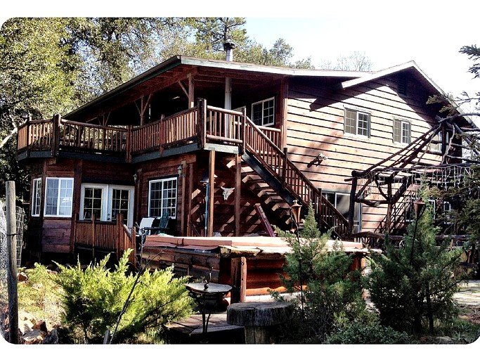 Cabins (Julian, California, United States)