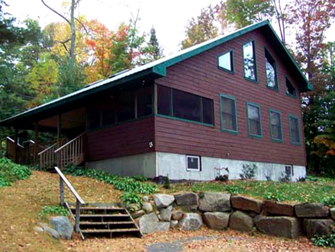 Lakefront Cottage Rental in the Adirondacks Region