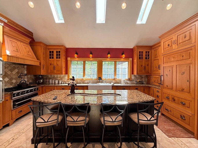 Cabins (United States of America, Brownfield, Maine)