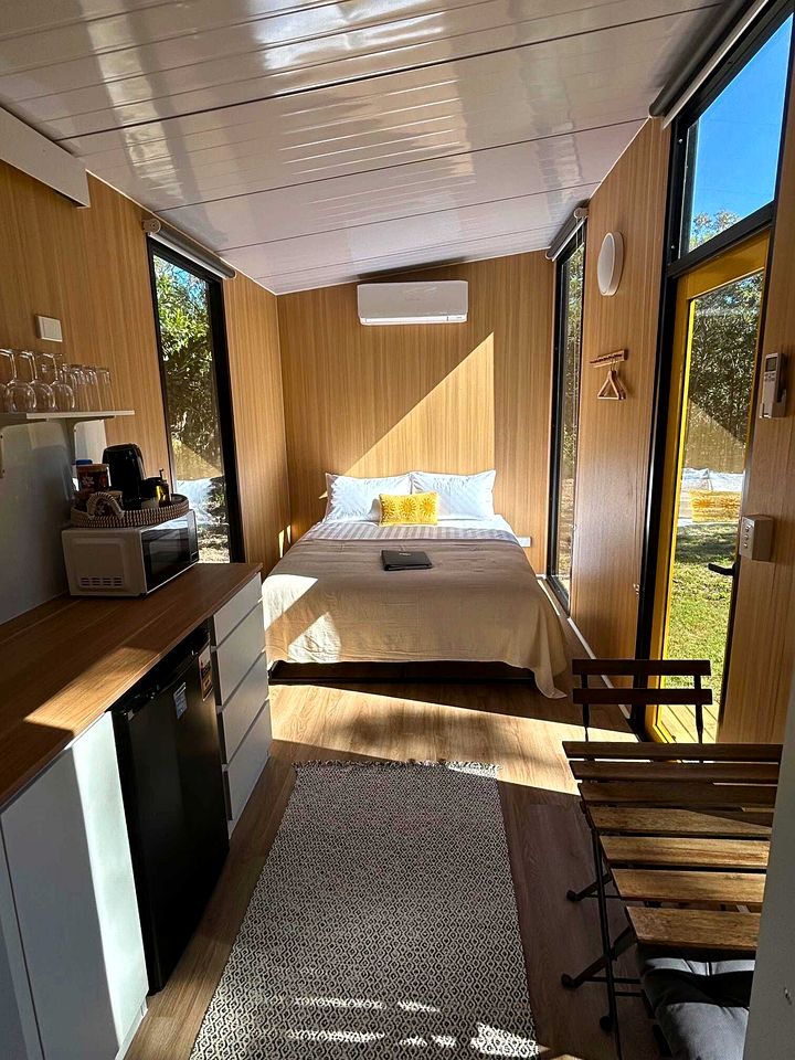 Cozy Pet-Friendly Tiny House with Bushland Wildlife Escape near Fraser Island, Fraser Coast Queensland