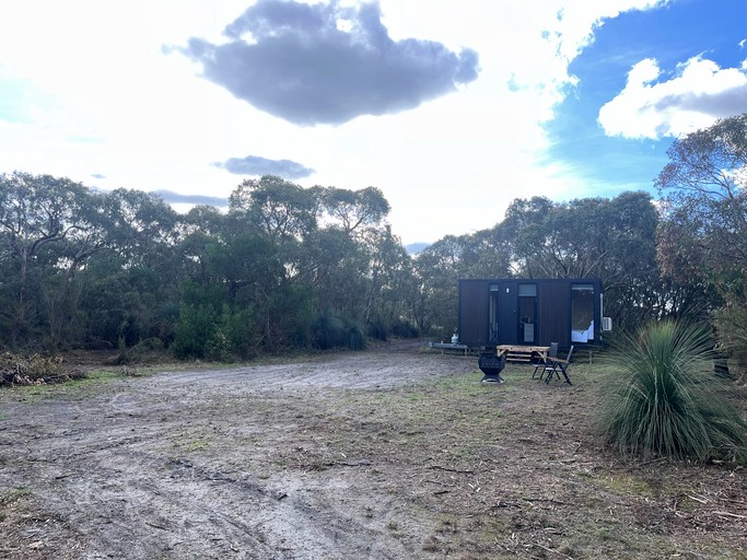Vacation Rentals (Australia, --, --)