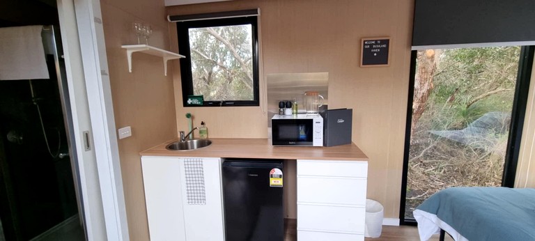 Vacation Rentals (Australia, --, --)