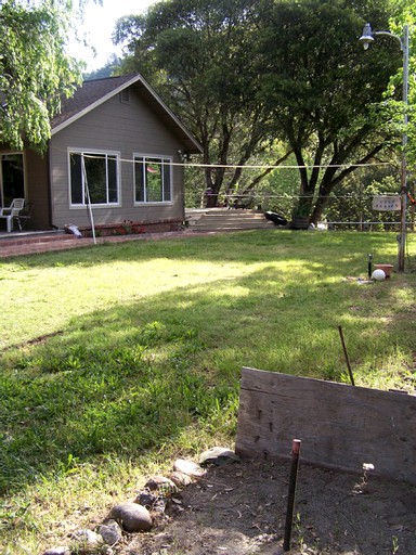 Cabins (Chico, California, United States)