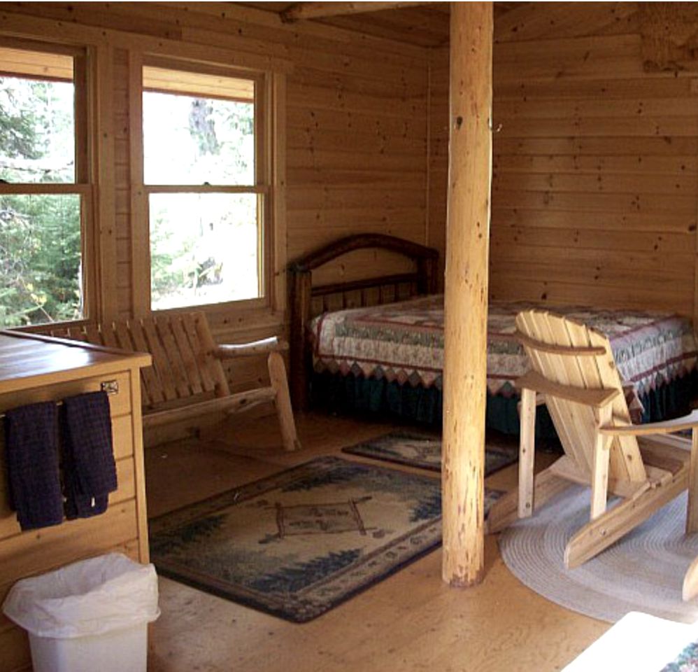 Secluded and Rustic Cabin near the BWCAW in Ely, Minnesota