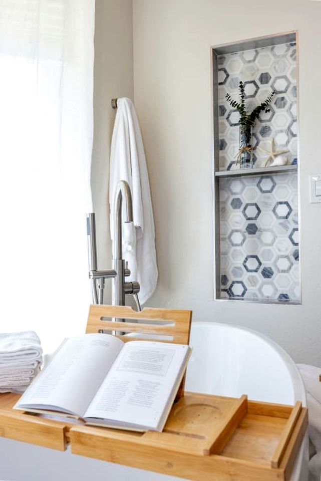 Elegant Coastal Retreat with Panoramic Ocean Views near Half Moon Bay, California