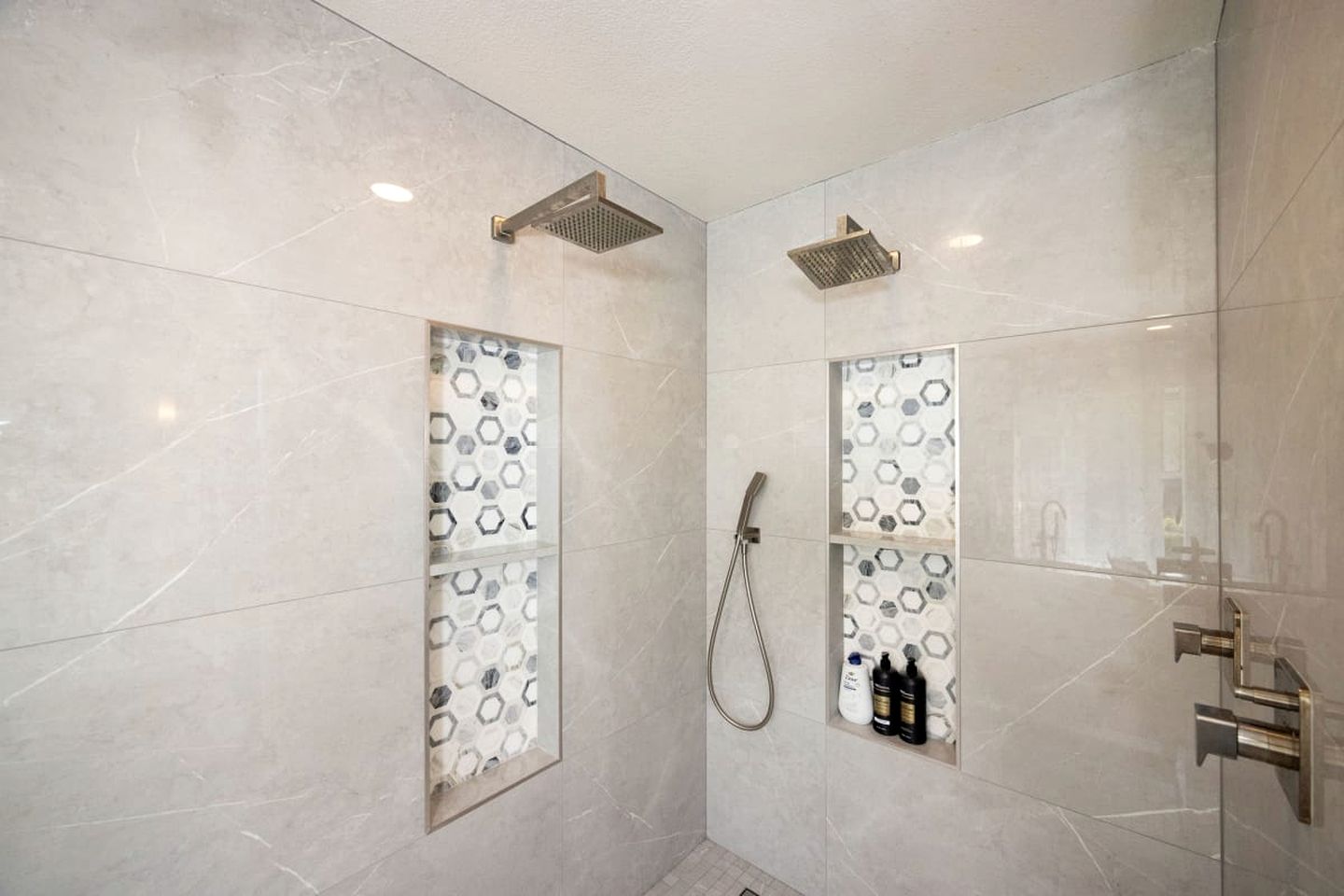 Elegant Coastal Retreat with Panoramic Ocean Views near Half Moon Bay, California