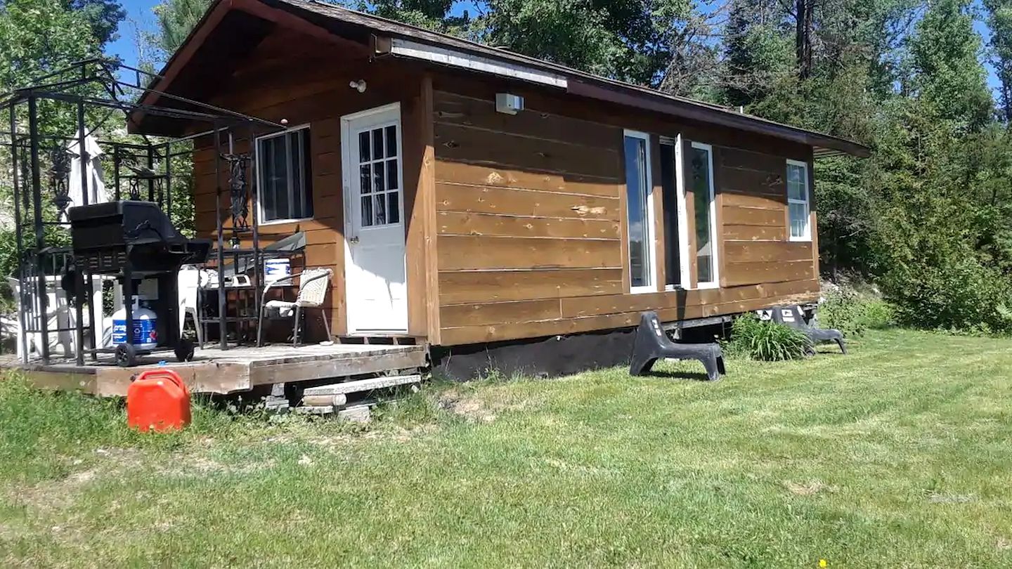 Rustic Cabin Rental on Onaping Lake Perfect for a Romantic Getaway in Ontario