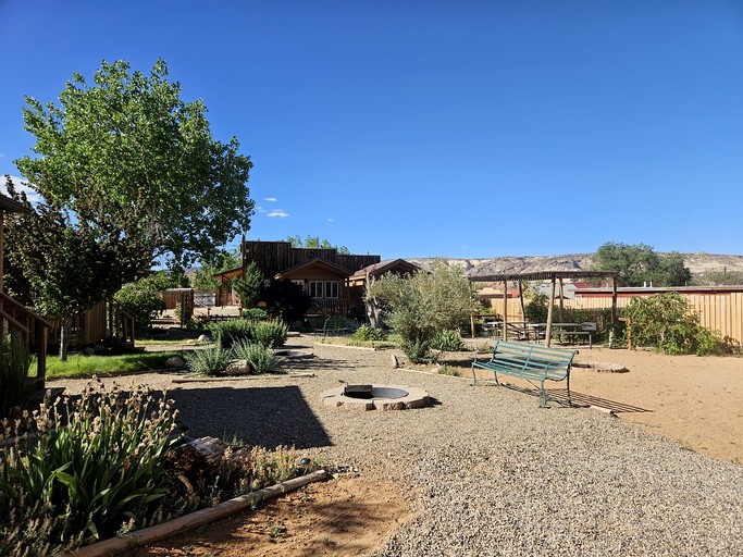 Cabins (United States of America, Escalante, Utah)
