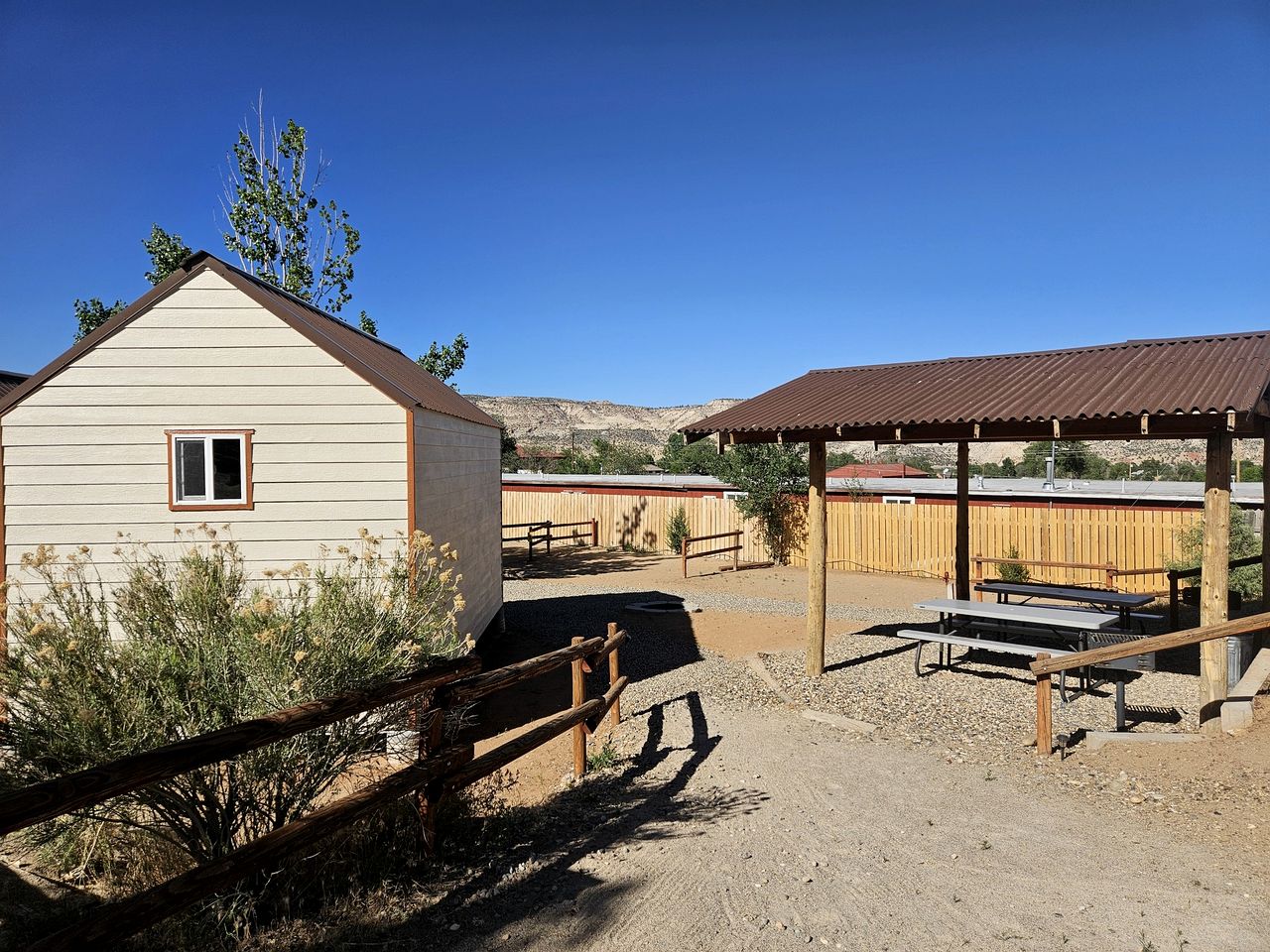 Glamping Cabin with King Bed in Escalante, Utah, Perfect for a Trip to the Devil's Garden