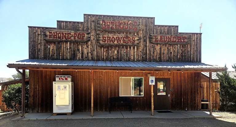 Cabins (United States of America, Escalante, Utah)