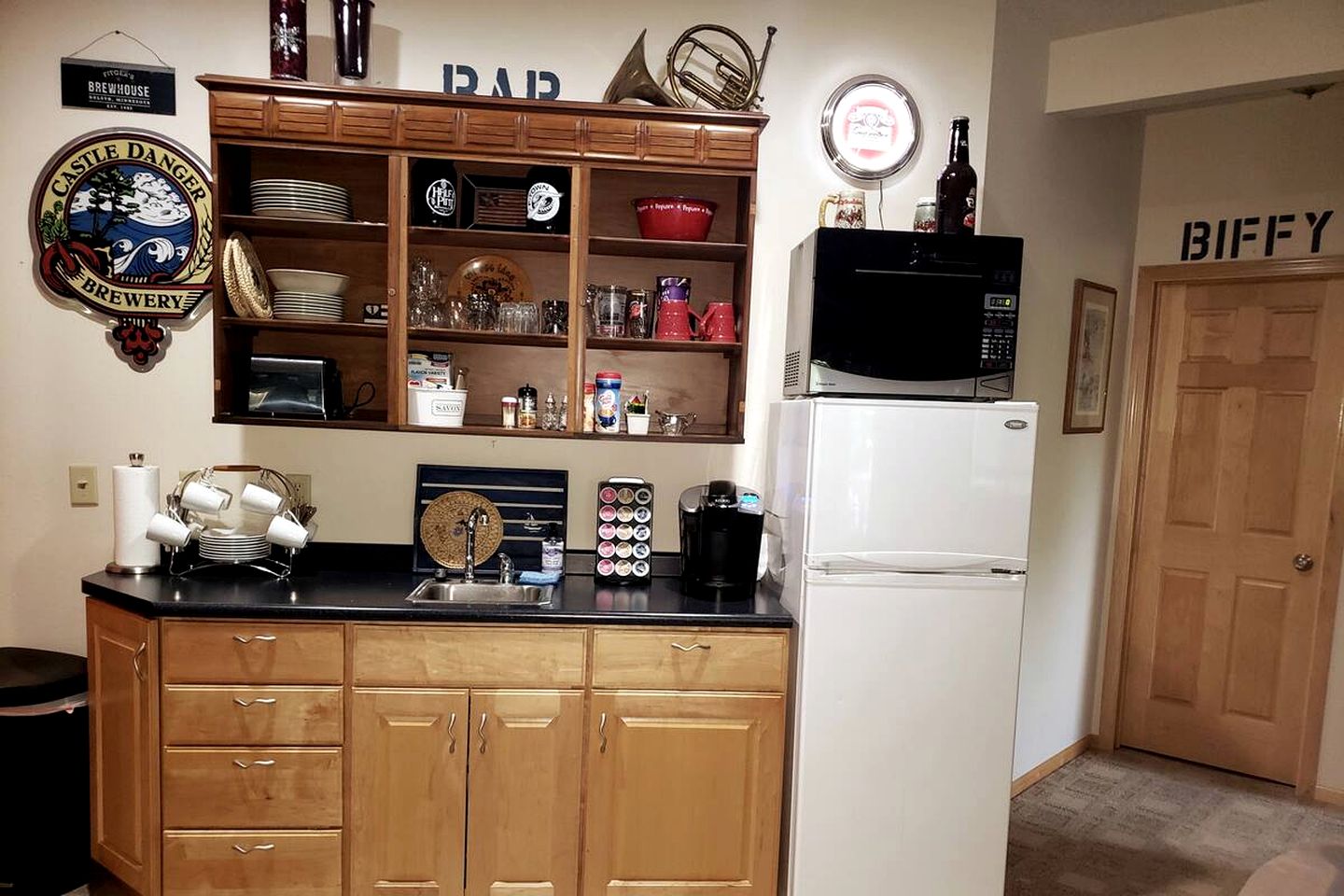 Cozy Bedroom in Waterfront Rental on Lake Sakatah in Morristown, Minnesota