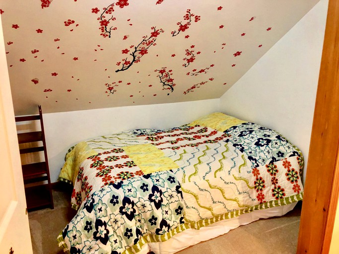 Cabins (United States of America, --, New Hampshire)