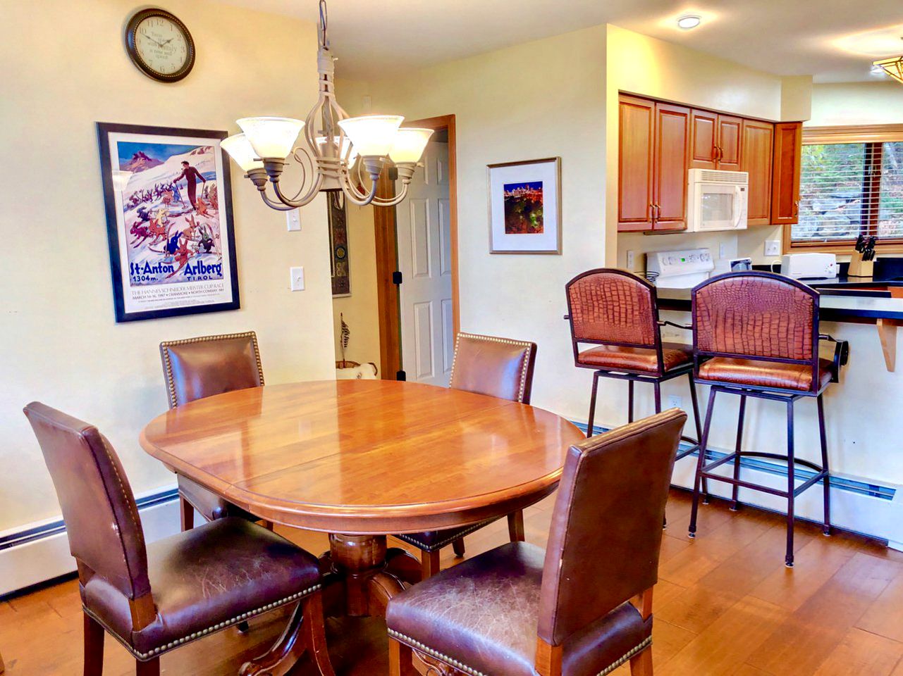 Luxury Cabin Rental near Mt. Washington for Glamping in New Hampshire