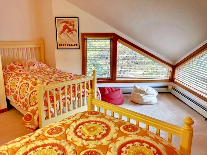 Cabins (United States of America, --, New Hampshire)