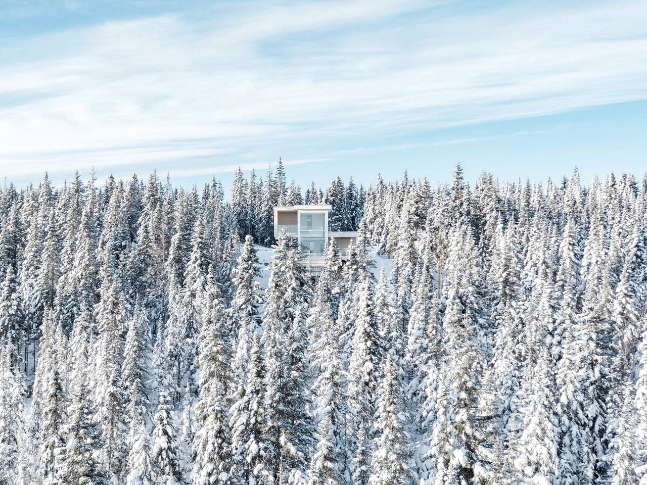 Stunning Quebec Tiny House for Glamping in Canada