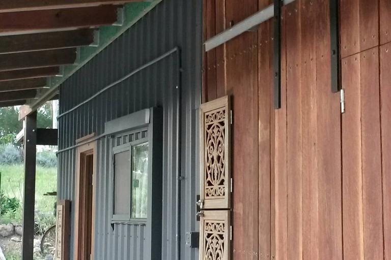 Cabins (Gold Coast, Queensland, Australia)