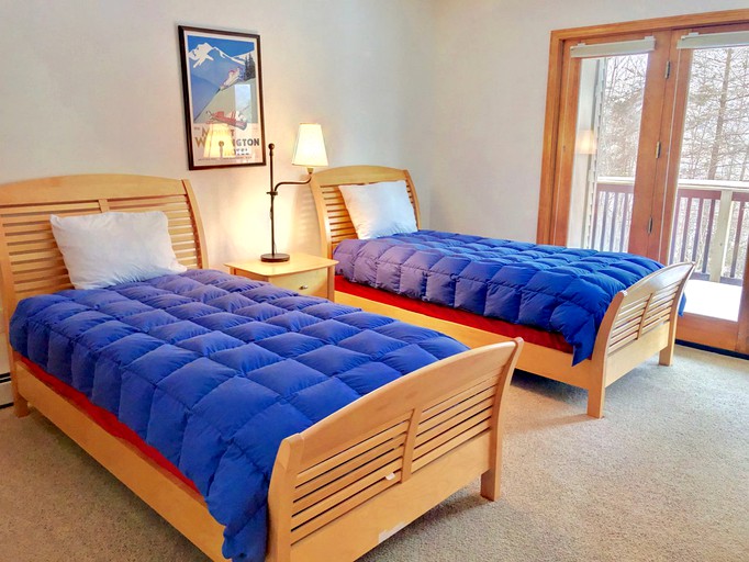Cabins (United States of America, --, New Hampshire)