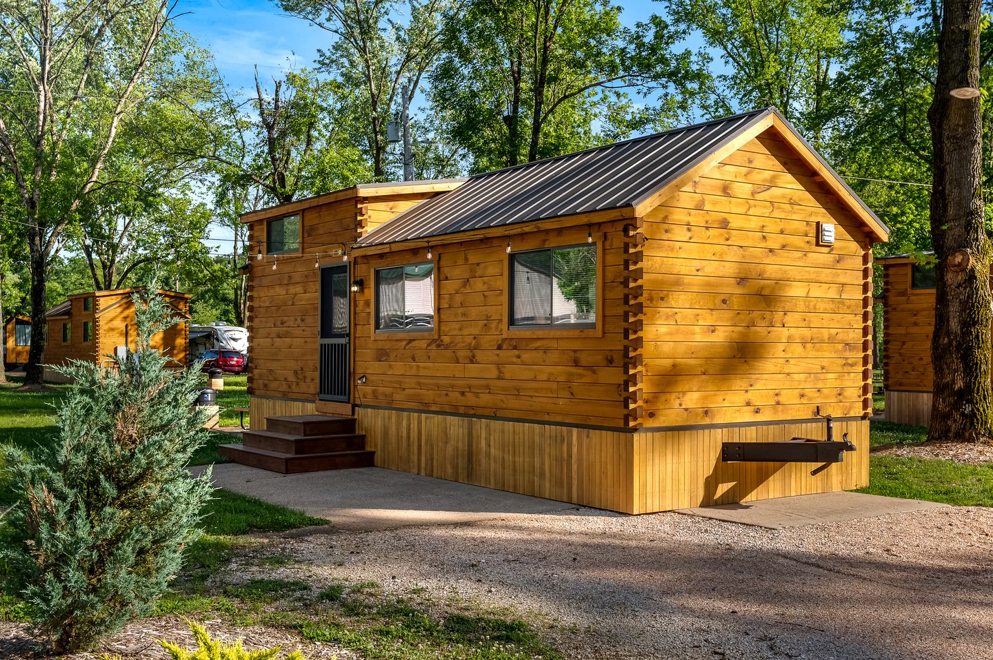 Incredible Wooden Cabin Nestled Amidst Trees in Branson, Missouri