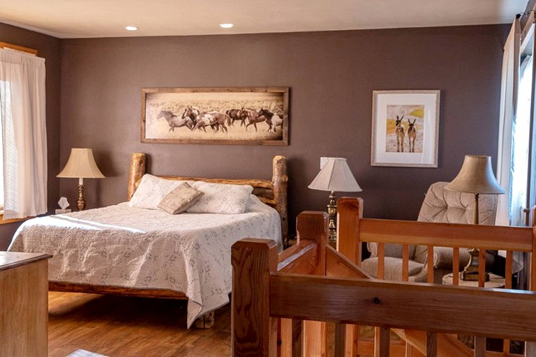 Cabins (Livingston, Montana, United States)