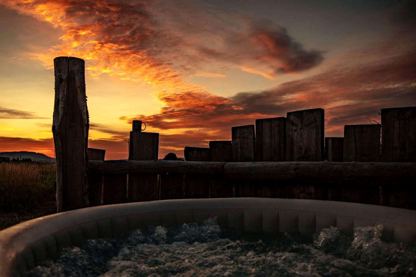 Cozy and Intimate Cabin Rental near Livingston for a Romantic Getaway in Montana