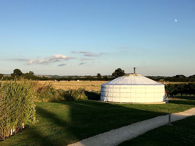 Yurts (Shaftesbury, England, United Kingdom)