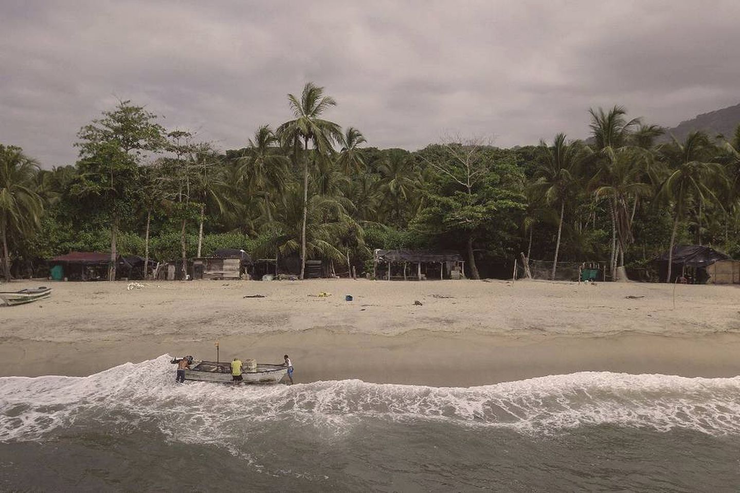 Beachfront Hut Rental near Tayrona National Park in Santa Marta, Colombia