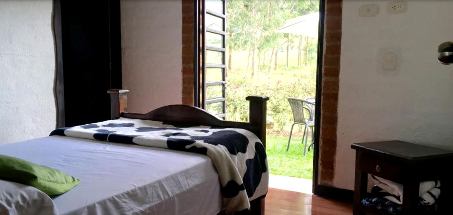 Cozy Accommodation for a Romantic Getaway near Pereira, Colombia