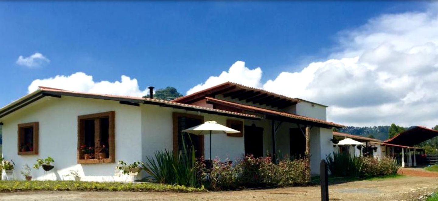 Nature Lodges (Santa Rosa de Cabal, Risaralda, Colombia)
