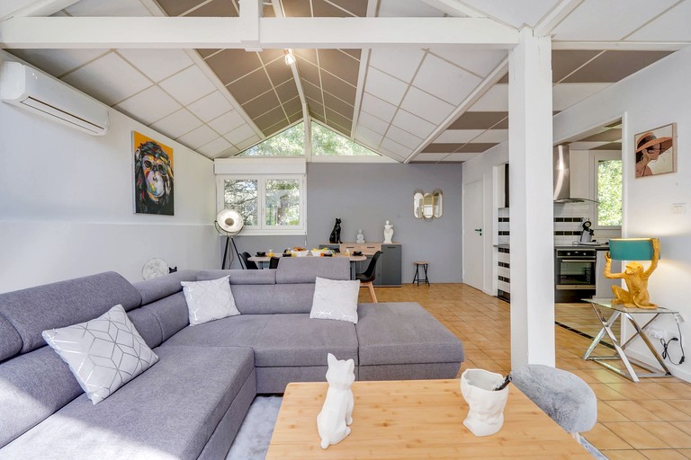 Cottages (France, Le Verdon-sur-Mer, Nouvelle-Aquitaine)