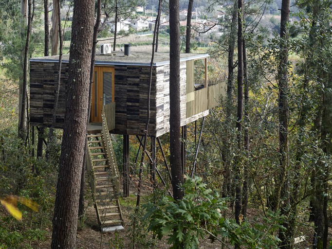 Tree Houses (A Coruña, Galicia, Spain)