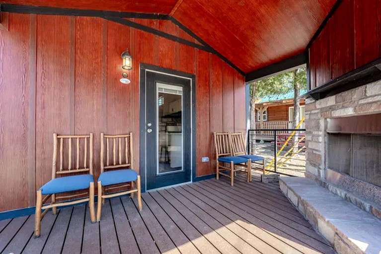 Cabins (United States of America, Branson, Missouri)