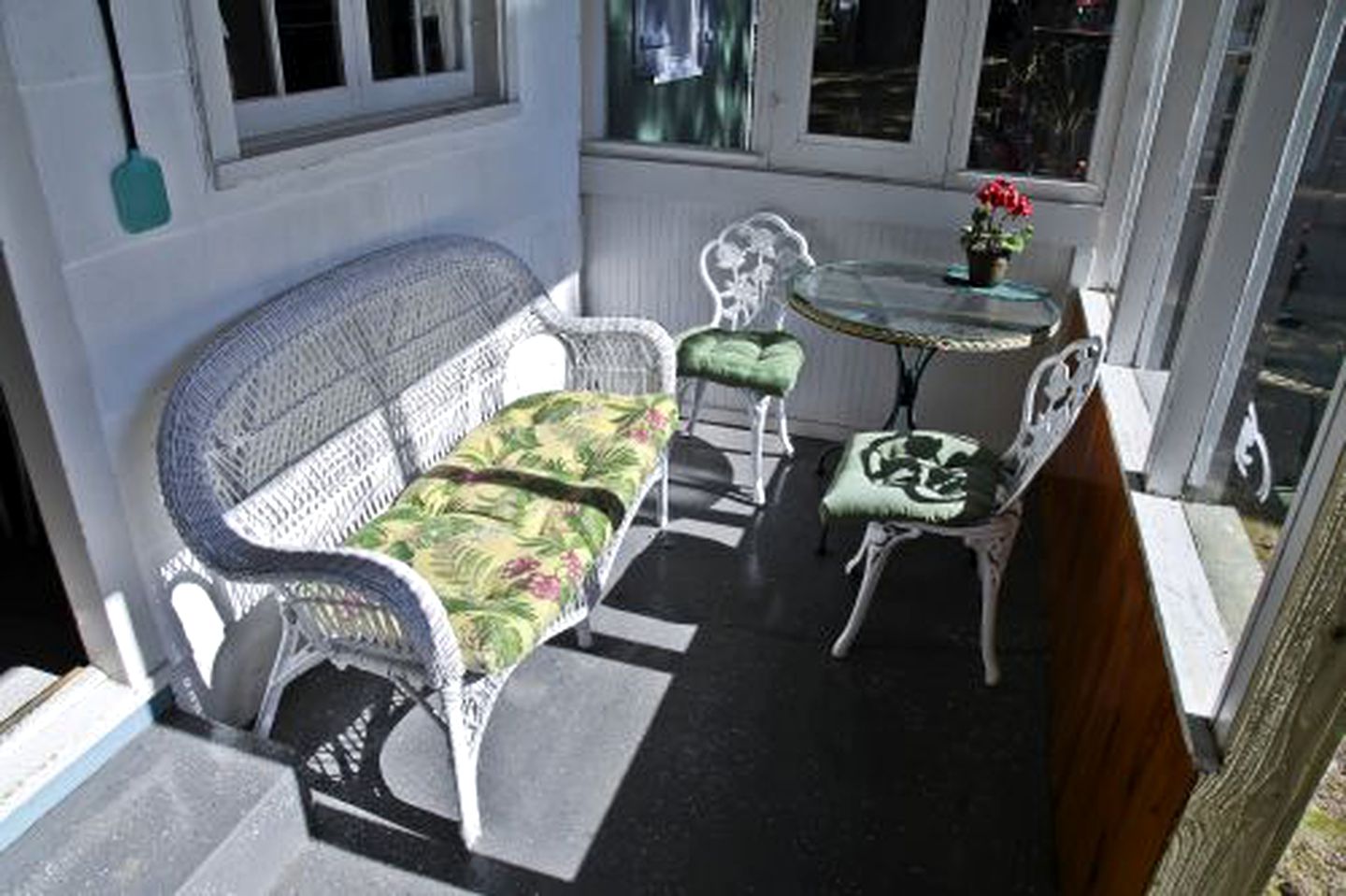 Incredible Cabin with Barbecue and Lake Access in Carp Lake, Michigan