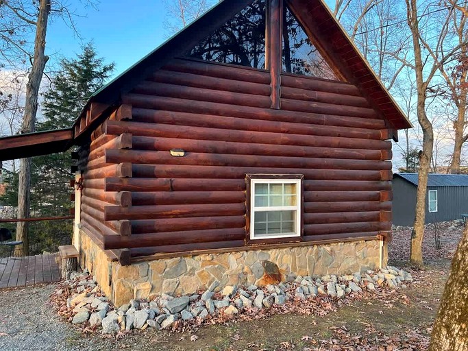Log Cabins (United States of America, Columbia, Kentucky)