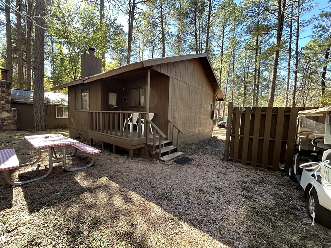 Pet Friendly Two Bedroom Cabin near Tonto National Forest in Central Arizona