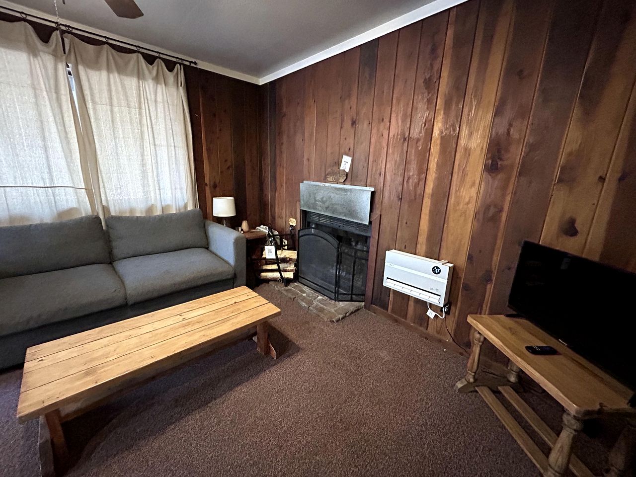 Pet Friendly Two Bedroom Cabin near Tonto National Forest in Central Arizona