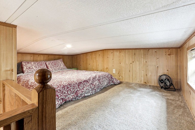 Cabins (United States of America, Toronto, Kansas)