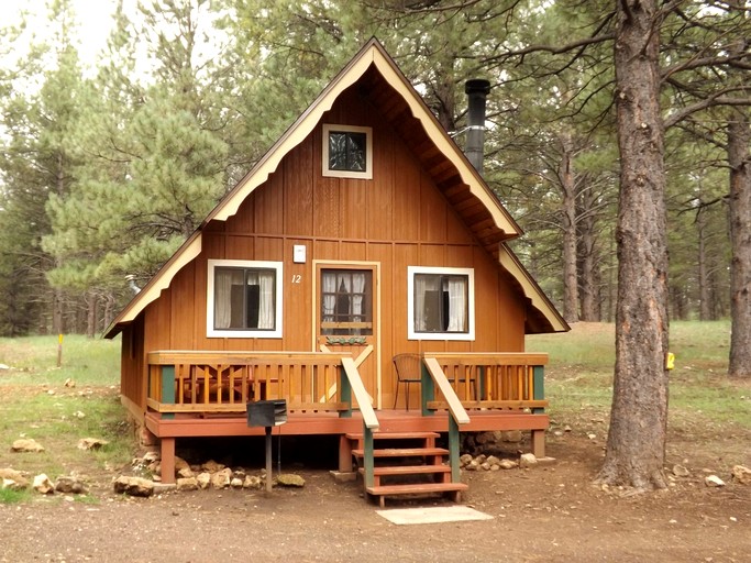 Relaxing Cabin Perfect to Disconnect and Recharge in Arizona