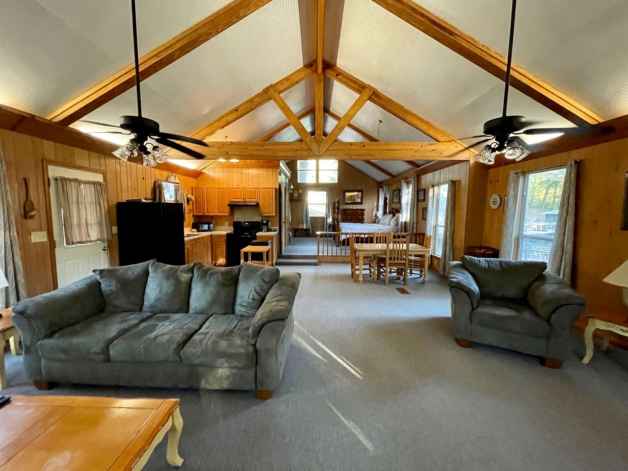 Spacious Lakefront Cabin with Water Activities near Zwolle, Louisiana