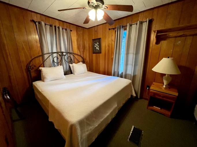 Cabins (United States of America, Zwolle, Louisiana)