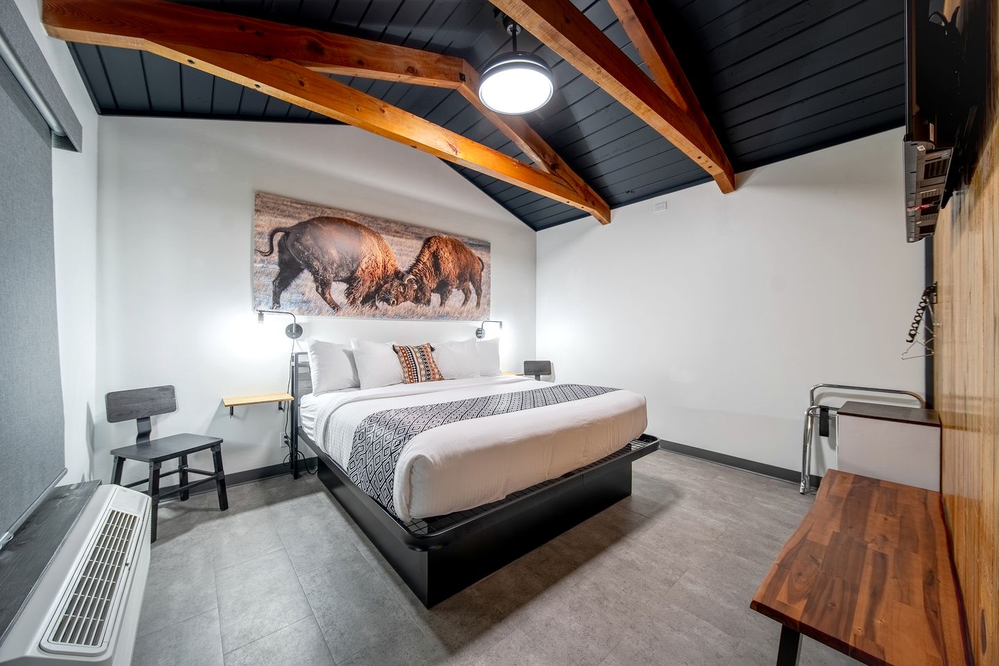 Renovated Family-Friendly Cabin with Dog-Friendly Amenities Near Wall Drug – Wall, South Dakota