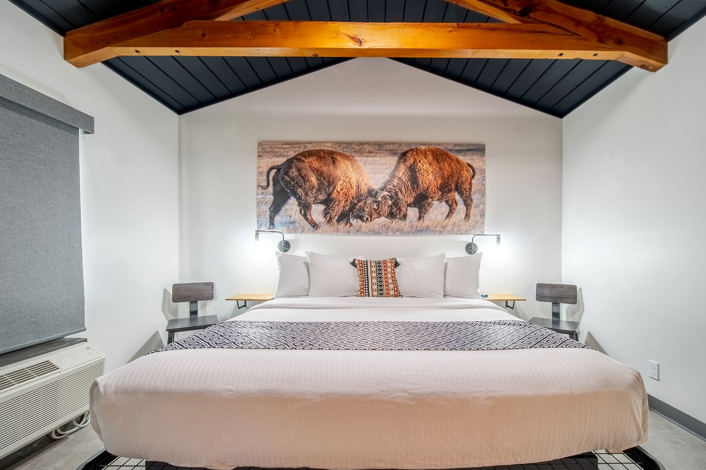 Renovated Family-Friendly Cabin with Dog-Friendly Amenities Near Wall Drug – Wall, South Dakota