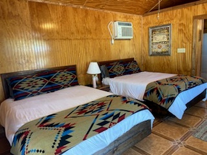 Cottages (United States of America, Camp Wood, Texas)