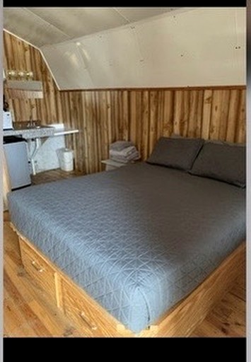 Cabins (United States of America, Sturgis, South Dakota)