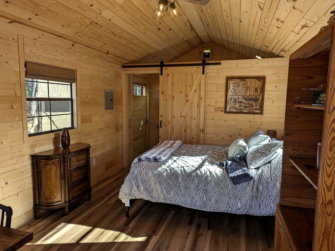Cabins (United States of America, Sylva, North Carolina)