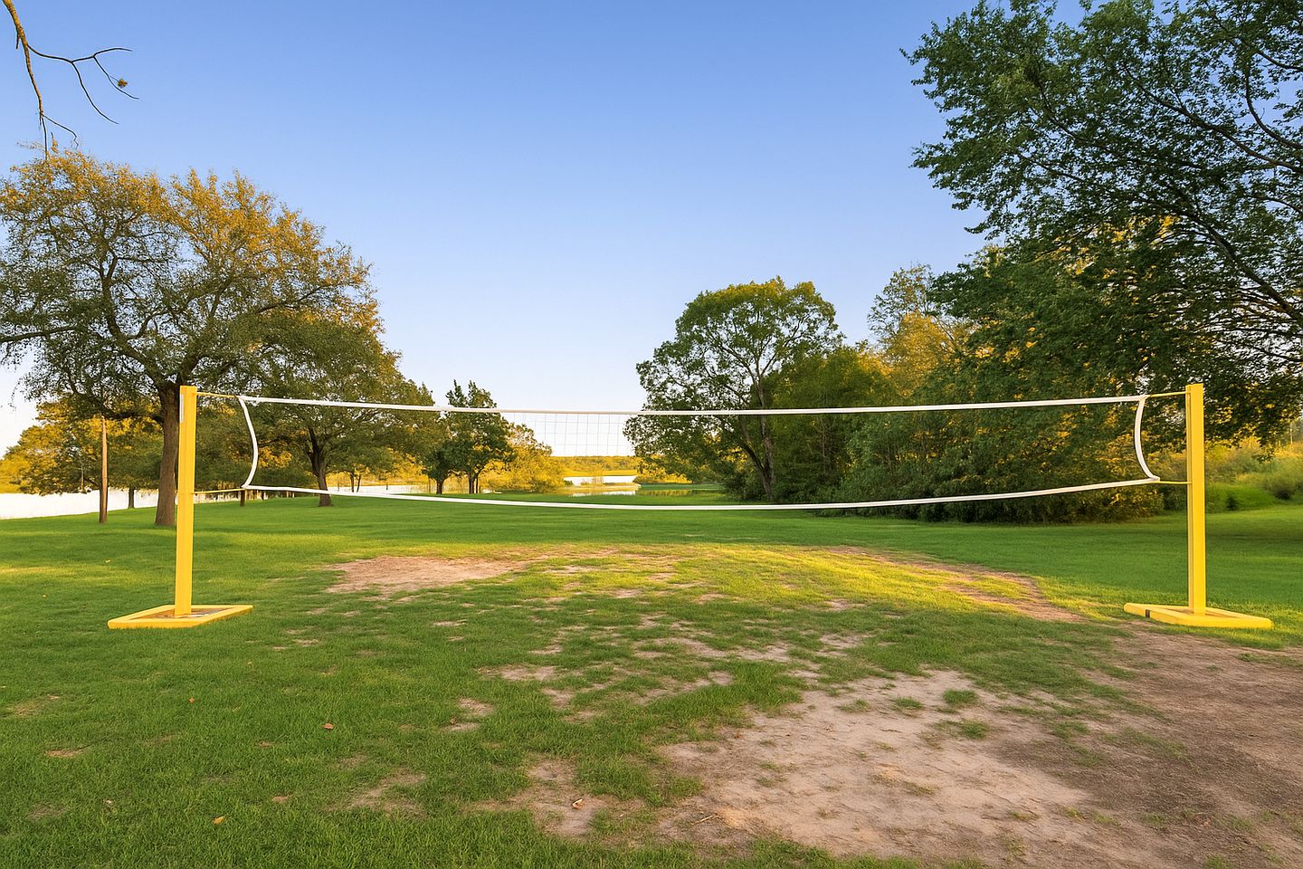 Lakeside Nature Retreat: Private Cabin, Outdoor Jacuzzi, Stunning Views in Madill, Oklahoma