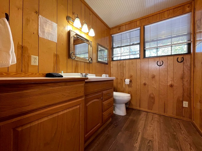 Cabins (United States of America, Zwolle, Louisiana)