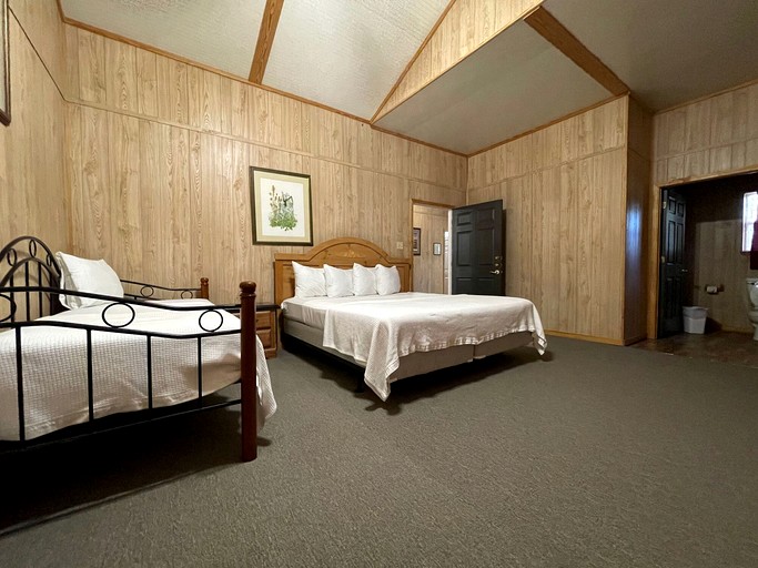 Cabins (United States of America, Zwolle, Louisiana)